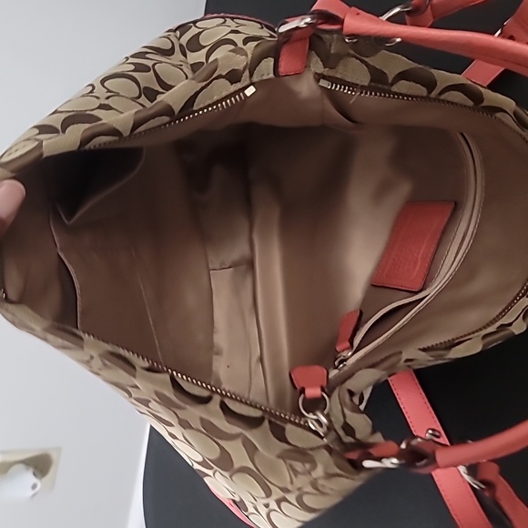 Coach purse - Picture 3 of 3